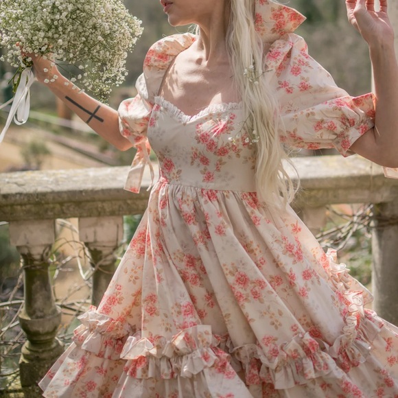 Fanciful Doll’s Petit Pink Diarymaid Dress - Picture 8 of 9